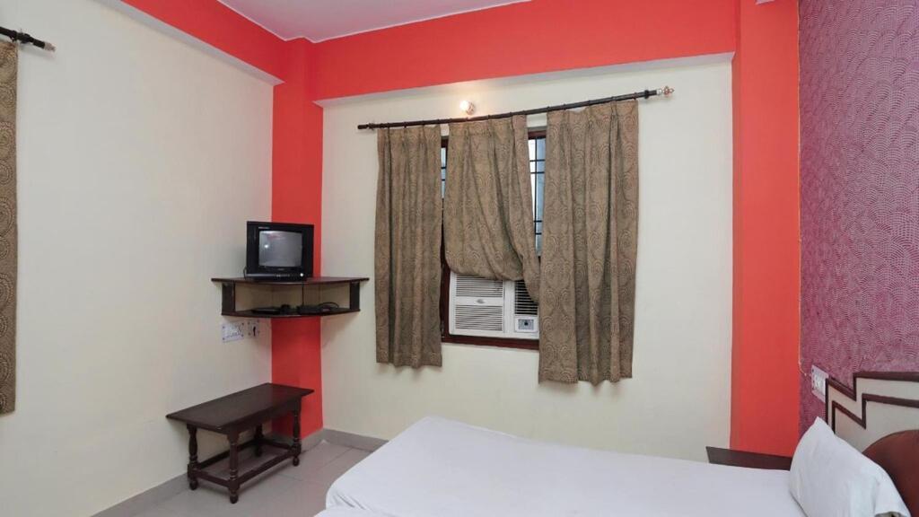 אגרה Hotel Mohan By Wb Inn מראה חיצוני תמונה