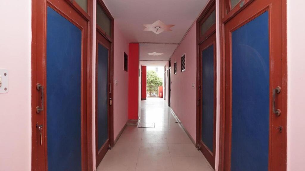 אגרה Hotel Mohan By Wb Inn מראה חיצוני תמונה