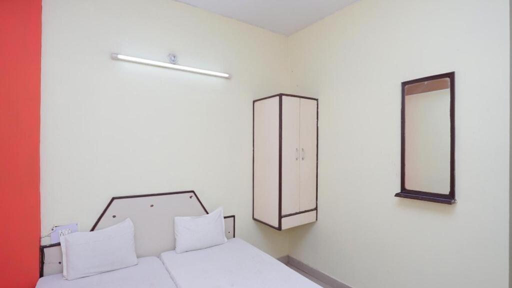 אגרה Hotel Mohan By Wb Inn מראה חיצוני תמונה